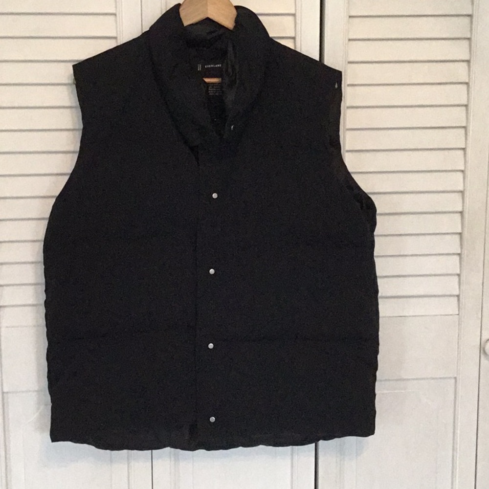 Everlane down filled puffer vest. Women’s size large